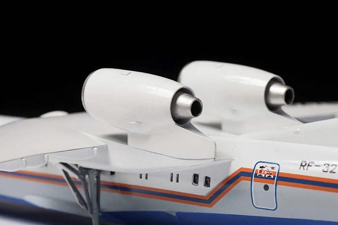 zvezda-7034-samolot-beriev-be-200es-model-do-sklejania-1-144-z7034-marka-zvezda