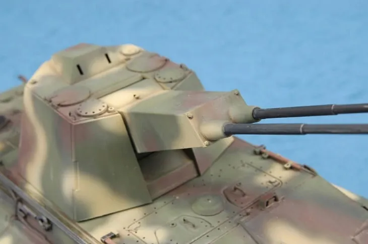 model-do-sklejania-trumpeter-01539-1-35-german-e-75-flakpanzer-okres-ii-wojna-swiatowa