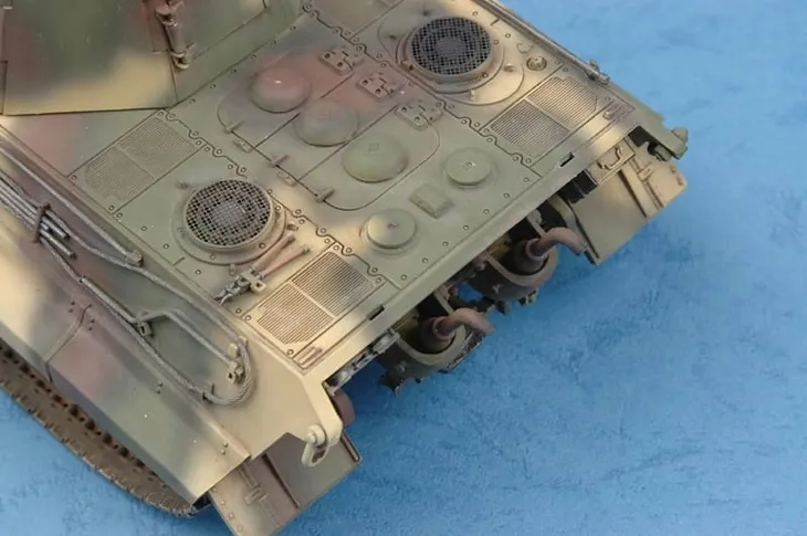 model-do-sklejania-trumpeter-01539-1-35-german-e-75-flakpanzer-model-german-e-75-flakpanzer