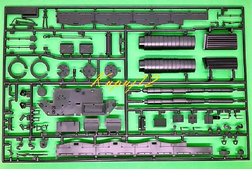 model-italeri-leopard-2a4-1-35