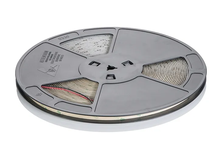 tasma-led-pasek-120w-12v-hermetyczna-ip63-do-lazienki-neutralna-rolka-25m-napiecie-v-12v-dc