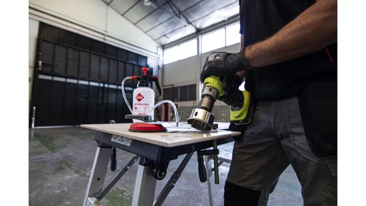 rubi-wiertlo-diamentowe-easy-gres-43mm-do-glazury-zastosowanie-ceramika