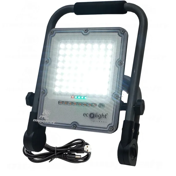 naswietlacz-led-aku-akumulatorowy-budowlany-30w-z-kabelkiem-usb-5v-dc-900lm-marka-ecolight