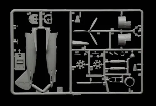 re-2002-ariete-1-72-marka-italeri-okres-ii-wojna-swiatowa