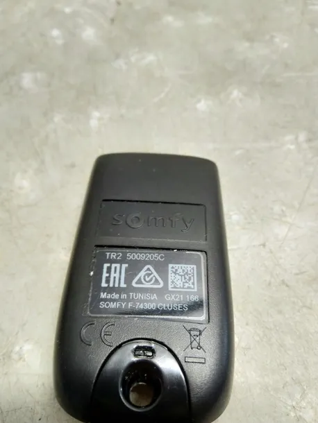 pilot-somfy-keytis-ns2-rts-1841026-zawiera-baterie-tak