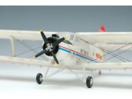 model-samolotu-trumpeter-antonow-an-2-c-olt-nanchang-trumpeter-mtr-01602