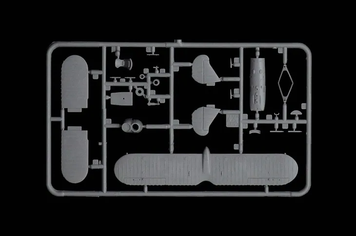 italeri-1438-wloski-samolot-fiat-cr-32-freccia-model-do-sklejania-1-72-marka-italeri-okres-ii-wojna-swiatowa