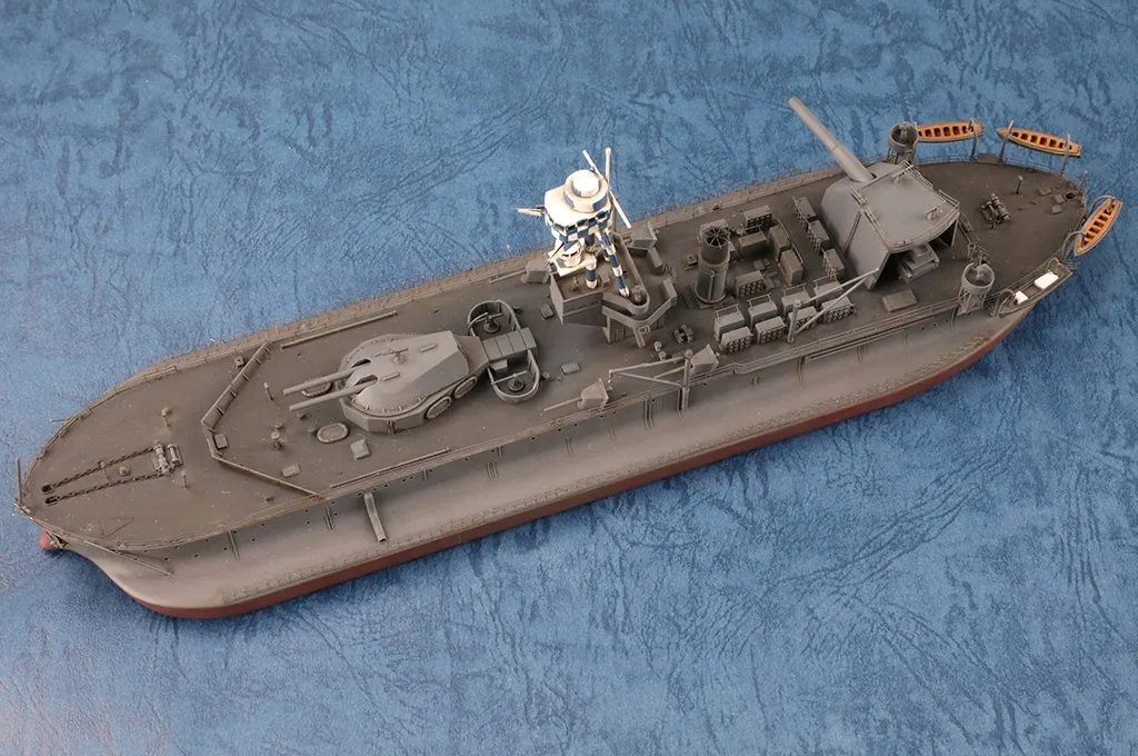 hms-general-wolfe-hobby-boss-86519-1-350