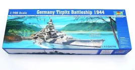 trumpeter-05712-germany-battleship-tirpitz-1944-1-700