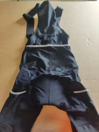 spodenki-rowerowe-quest-m-czarny