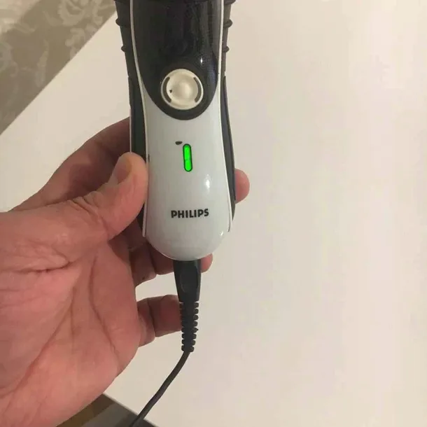 zasilacz-ladowarka-do-maszynki-philips-hq9070-marka-philips