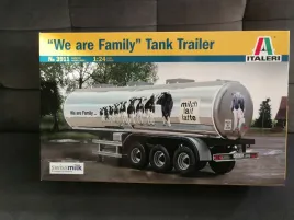 italeri-3911-classic-tank-trailer-we-are-family
