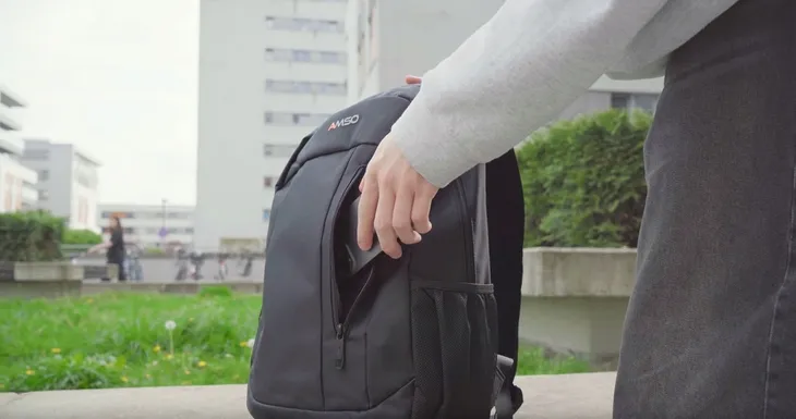 plecak-na-laptopa-156-kolor-czarny-kod-producenta-klb190508