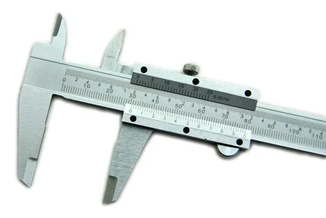 suwmiarka-analogowa-hoegert-technik-150-mm