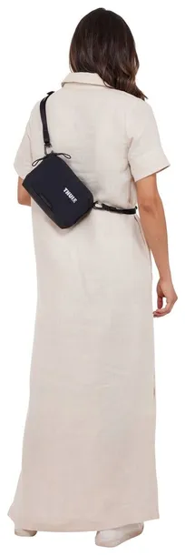 saszetka-thule-paramount-crossbody-black-2-l-plec-produkt-uniseks
