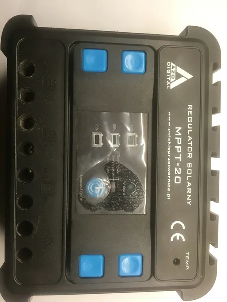 regulator-ladowania-azo-digital-20-w-zawiera-baterie-nie