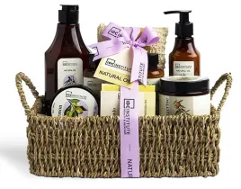 idc-kosz-zestaw-prezentowy-dzien-mamy-kosmetyki-ciala-kapieli-natural-oil
