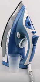 zelazko-maestro-mr-305c-2200-w