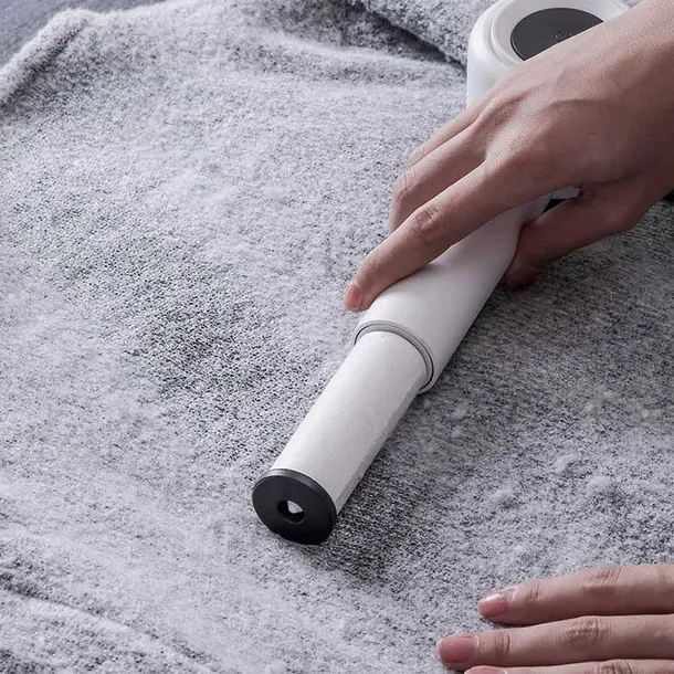 golarka-do-ubran-deerma-mq813-zasilanie-akumulatorowe