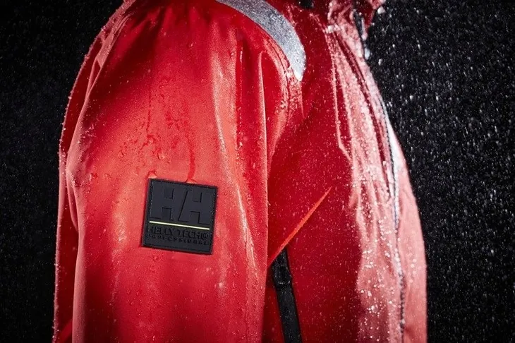 sztormiak-helly-hansen-r-s-czerwony-kod-producenta-33869-222