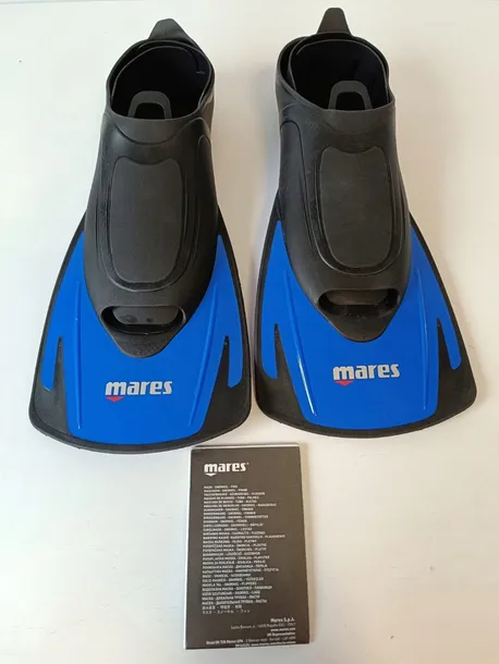 pletwy-mares-aquazone-46-47-marka-mares-waga-z-opakowaniem-1-kg