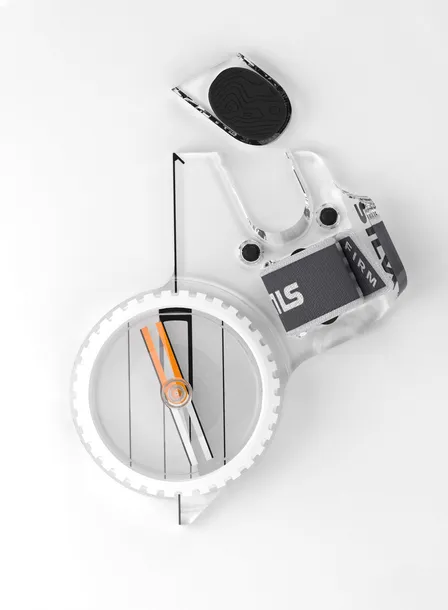 kompas-silva-arc-jet-360-right-material-obudowy-tworzywo-sztuczne