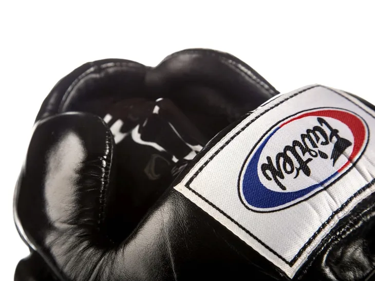 kask-bokserski-fairtex-full-coverage-style-black-m-marka-fairtex-plec-produkt-uniseks