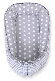 kokon-niemowlecy-dwustronny-kojec-otulacz-premium-bobono-grochy-na-szarym