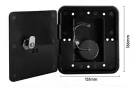 klapa-wlewu-wody-zamykana-na-klucz-czarna