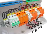 rozdzielnica-pv-1000v-dc-ac-2-stringi-fotowoltaika-stopien-ochrony-ip-ip65-kolor-bialy