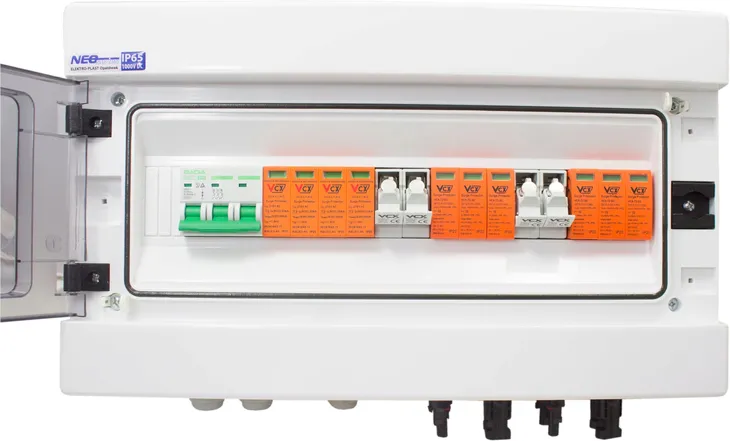 rozdzielnica-pv-1000v-dc-ac-2-stringi-fotowoltaika-kod-producenta-ver03-stopien-ochrony-ip-ip65