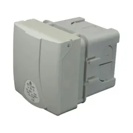 gniazdo-podtynkowe-sez-400v-16a-5p-izv-1653