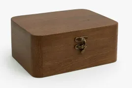 drewniane-pudelko-z-zamknieciem-szkatulka-na-bizuterie-lub-drobiazgi-braz