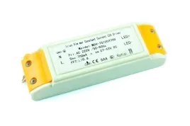 zasilacz-30w-do-reflektorow-led-wspolpracuje-ze-sciemniaczami-700ma