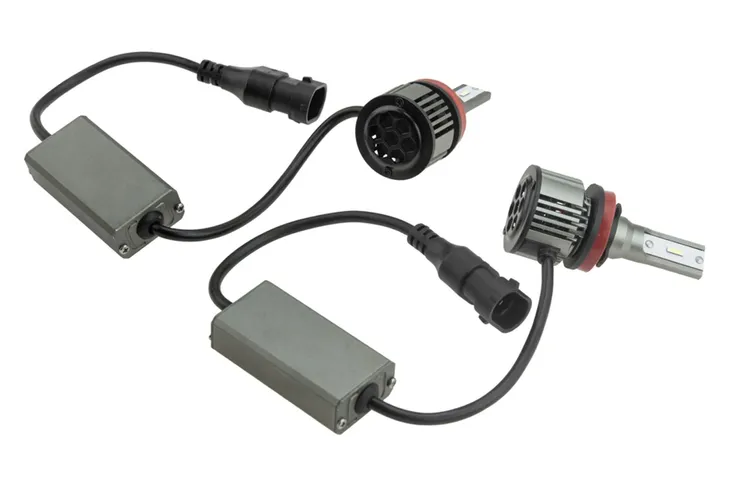 zarowka-reflektor-przeciwmglowy-m-tech-lsprong11-liczba-sztuk-2-szt