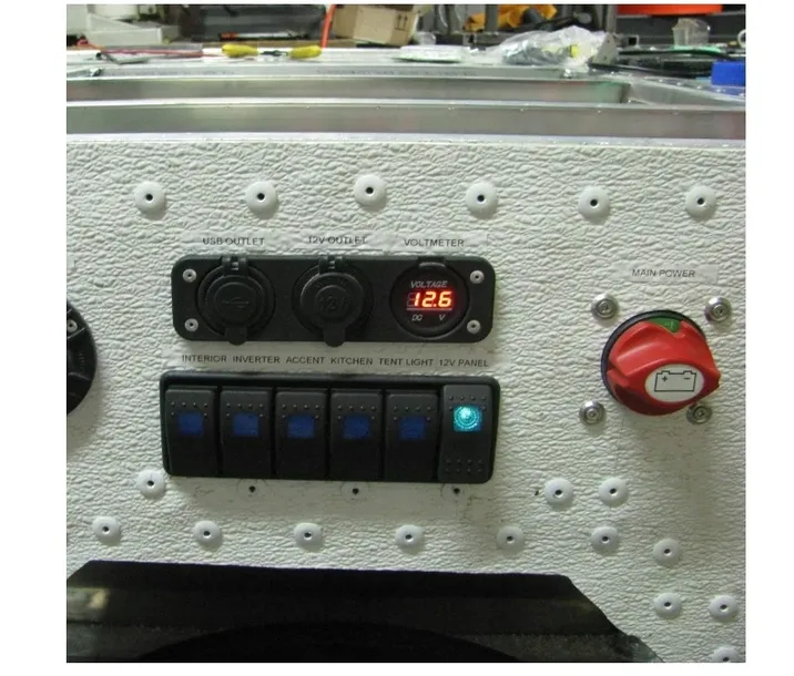 wylacznik-pradu-amio-03028-funkcje-swiatla-numer-katalogowy-czesci-3028