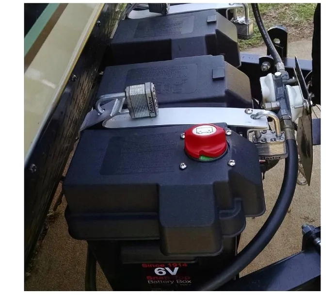 wylacznik-pradu-amio-03028-typ-samochodu-4x4-suv-funkcje-swiatla