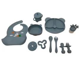 zestaw-sztuccow-silikonowych-ze-sliniakiem-dla-dzieci-11-czesciowy