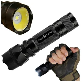 latarka-taktyczna-tank007-pt10-700lm-280m-ipx8-ladowarka