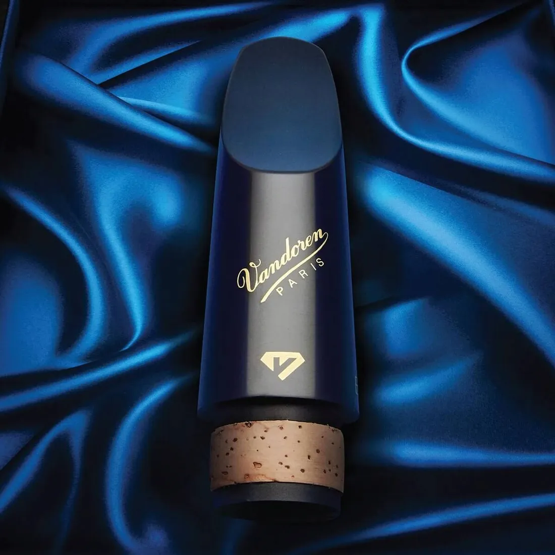 ustnik-do-klarnetu-vandoren-waga-z-opakowaniem-0-1-kg