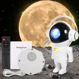 lampka-projektor-white-typ-lampy-ze-zintegrowanym-zrodlem-swiatla