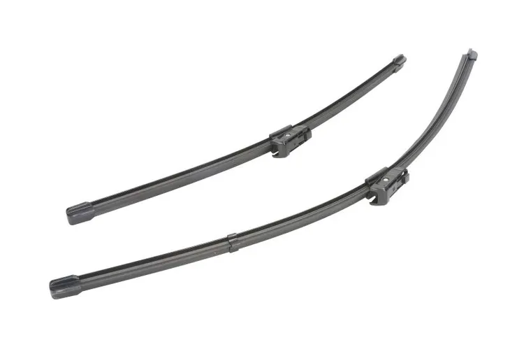 pioro-wycieraczki-bezprzegubowe-przod-ze-spojlerem-2szt-flat-blades-strona-zabudowy-przod