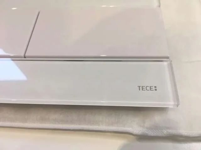 tece-przycisk-splukujacy-tecesquare-ii-do-wc-stal-szczotkowana-9240830-kod-producenta-9240830