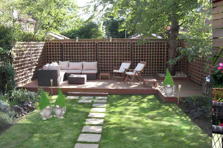 figurka-ogrodowa-ceramiczna-szerokosc-produktu-9-cm