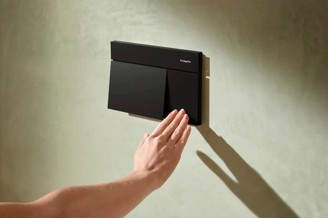 przycisk-splukujacy-do-wc-hansgrohe-iframe-element-e-czarny