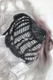 peruka-wlosy-poldlugie-syntetyczne-ciemny-siwy-vebonny-grey-bob