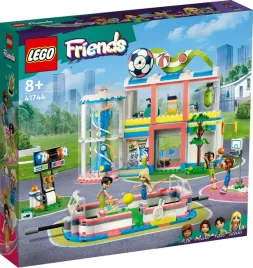 lego-friends-41744-centrum-sportowe-pilka-nozna-koszykowka-tenis-wspinaczka