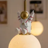 lampa-sufitowa-do-pokoju-dziecka-wiszaca-kosmos-ksiezyc-kosmonauta-app1805-zasilanie-sieciowe