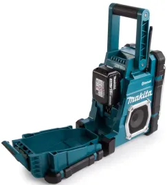 makita-radio-budowlane-fm-aux-12v-18v-40v-bluetooth-usb-mr006g-zasilacz