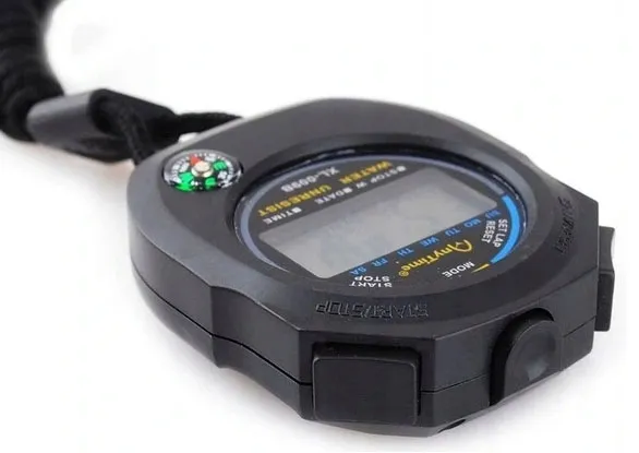 stoper-elektroniczny-profesjonalny-cyfrowy-100-czasowy-enero-cechy-dodatkowe-wodoodpornosc